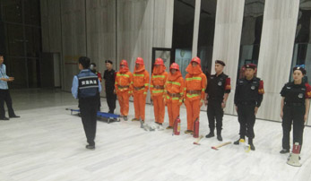  做好保安隊伍建設，提高保安隊伍素質和服務水平 